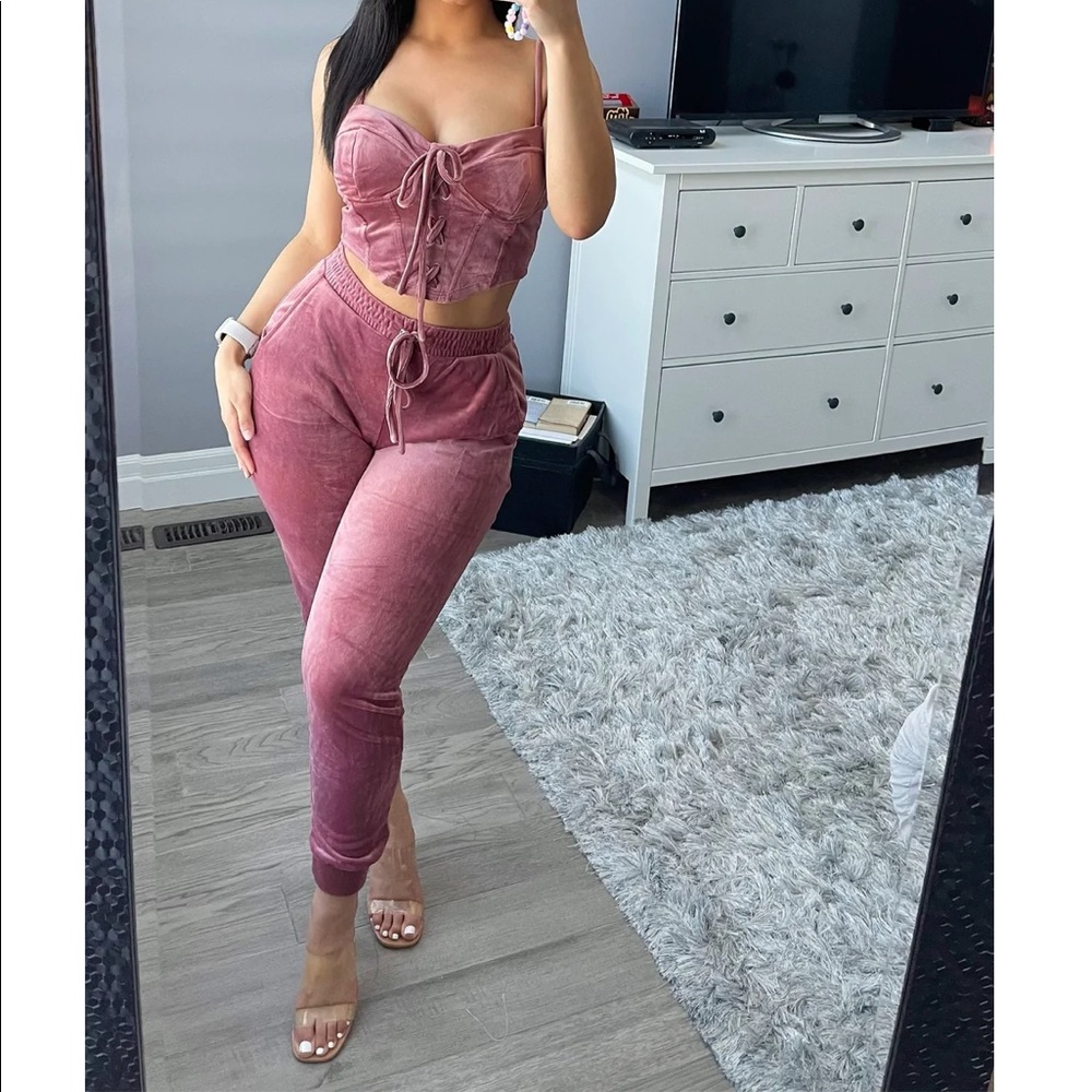 Super Cute Velvet Set.